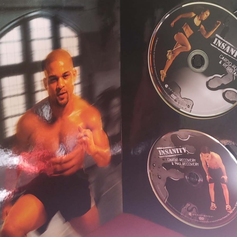 INSANITY Exercise Video Set - Picture 2 of 3